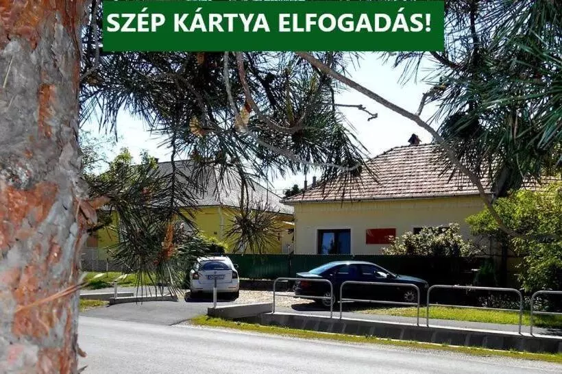پانسیون Gyöngyszem Vendégház