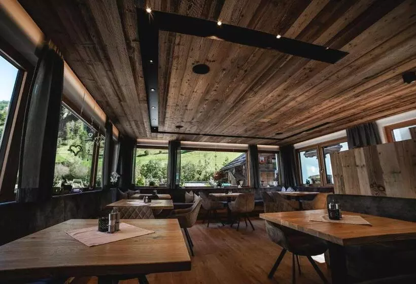 Majatalo Landhaus Neumayr