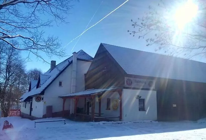 Majatalo Penzion U Dvojice