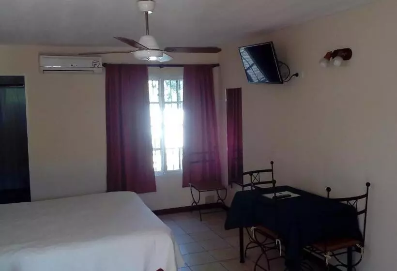 ペンション Posada Los Alamos