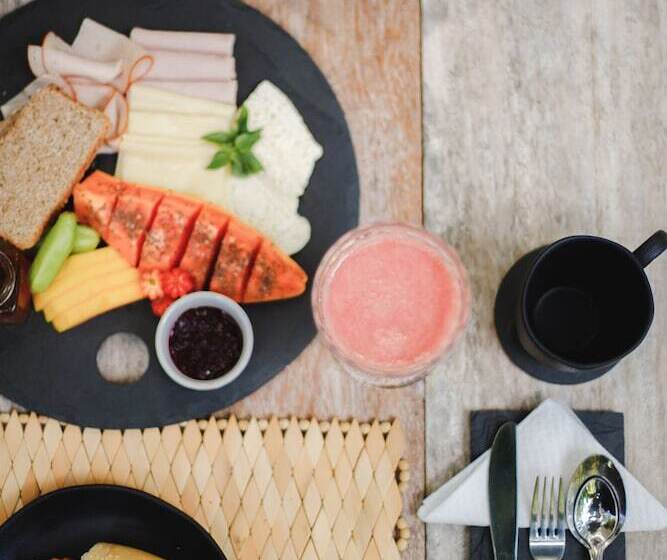 膳宿费 Pousada Seis E Meia