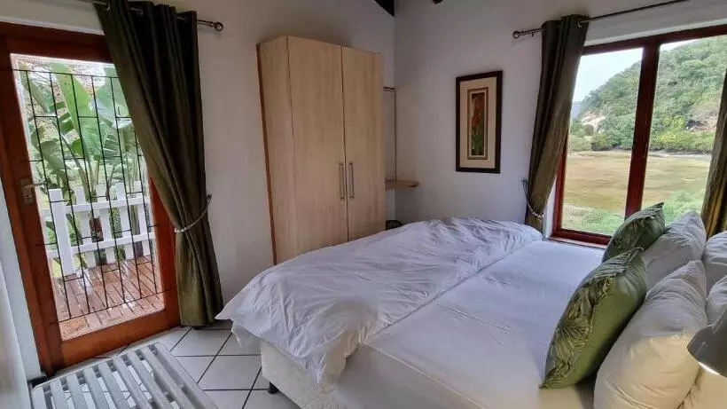 ペンション Salt River Lodge
