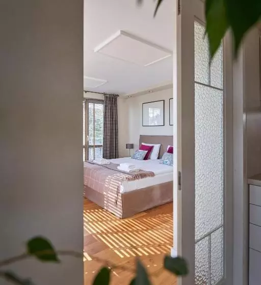 Visit Nida Apartments