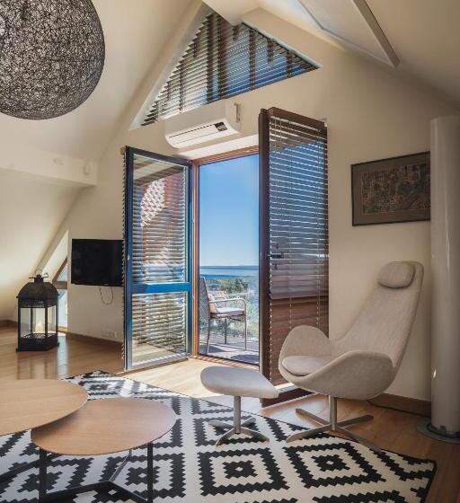 Visit Nida Apartments