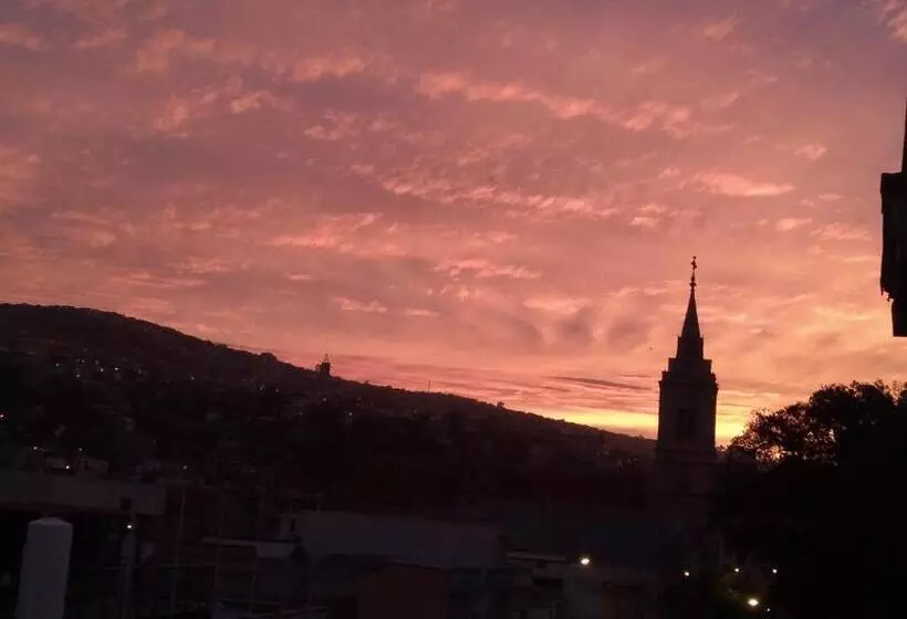 هاستل Hostal Del Gato