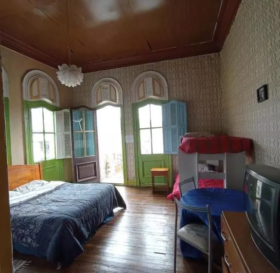 هاستل Hostal Del Gato