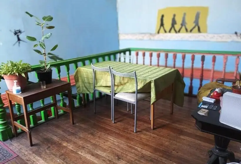 هاستل Hostal Del Gato