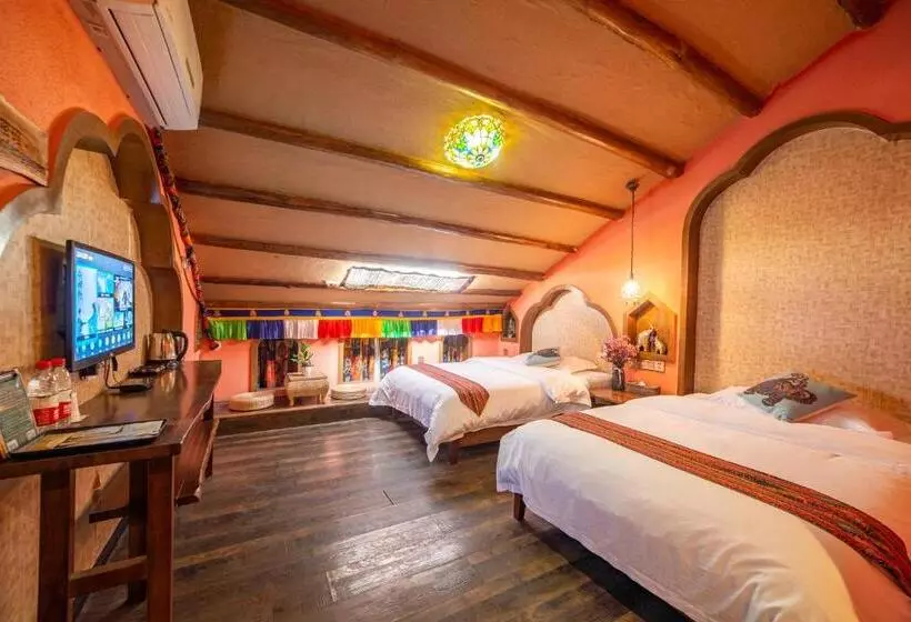 Retkeilymaja Zhangjiajie Highlights Guesthouse