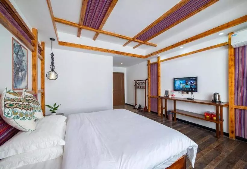 Retkeilymaja Zhangjiajie Highlights Guesthouse