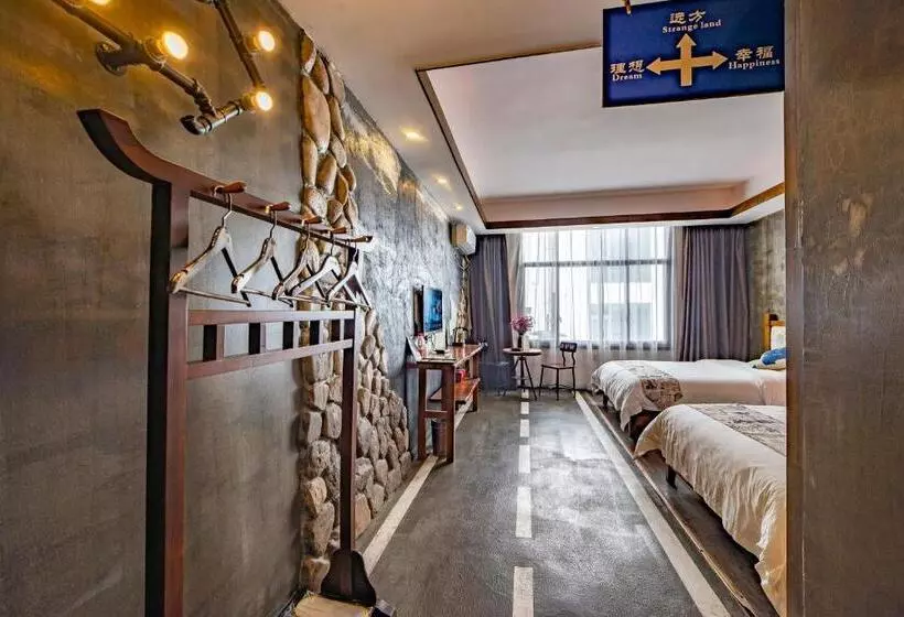 Retkeilymaja Zhangjiajie Highlights Guesthouse