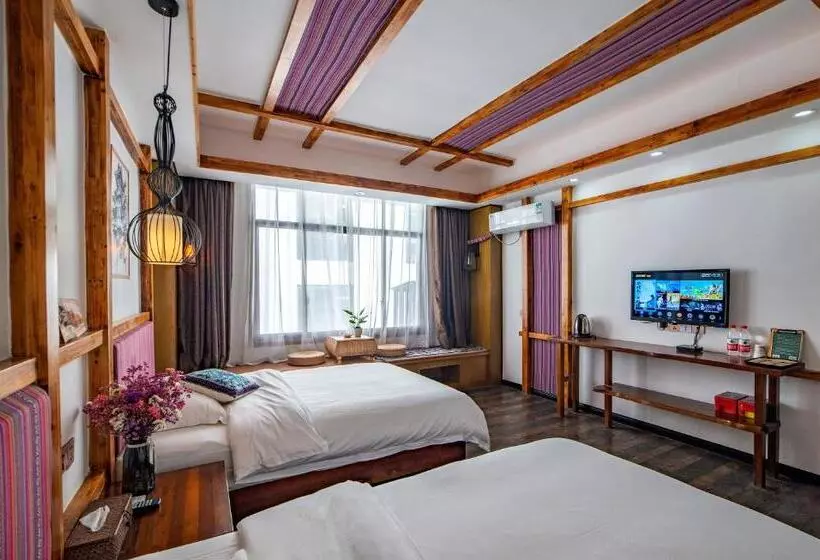 Retkeilymaja Zhangjiajie Highlights Guesthouse