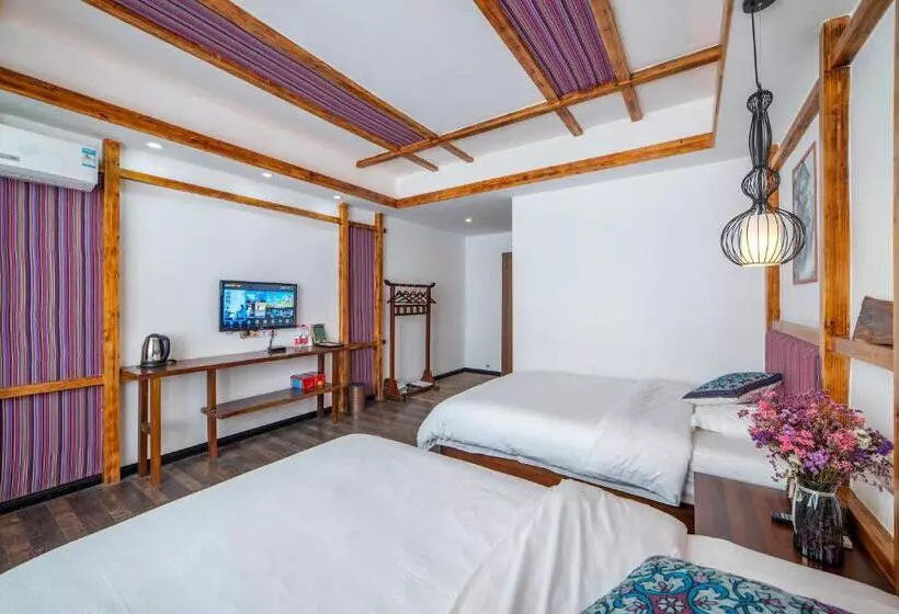 Retkeilymaja Zhangjiajie Highlights Guesthouse