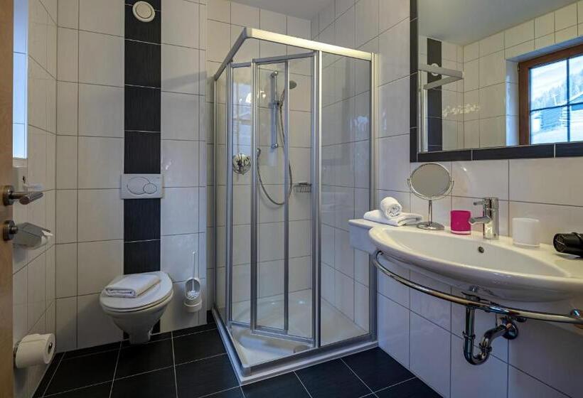 Apart Hotel Aurora Fiss