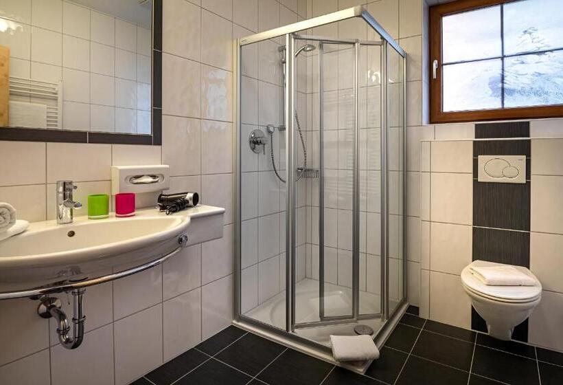 Apart Hotel Aurora Fiss