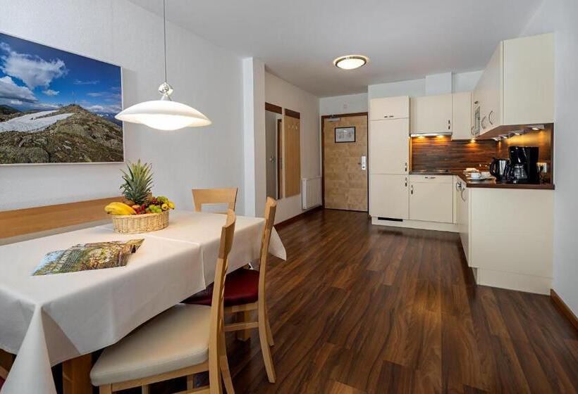 Apart Hotel Aurora Fiss