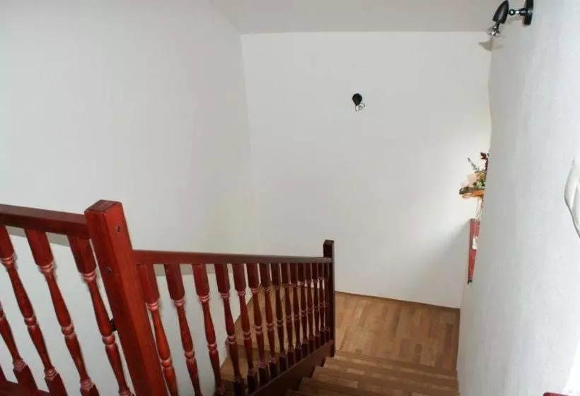 تختخواب و صبحانه Vila Ria