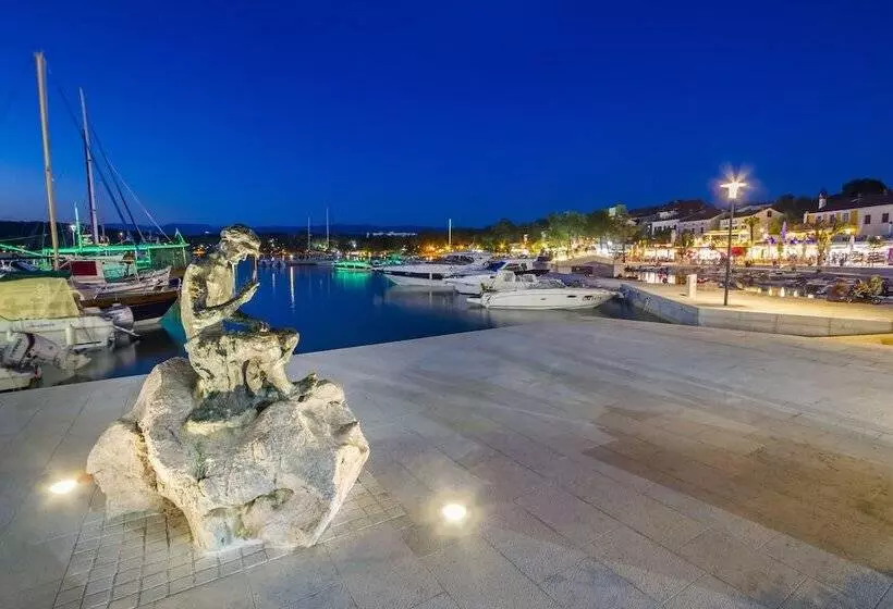 ホテル Aminess Gaia Green Villas