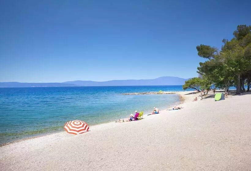 ホテル Aminess Gaia Green Villas