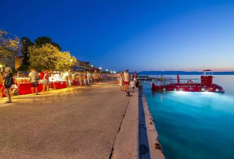 ホテル Aminess Gaia Green Villas