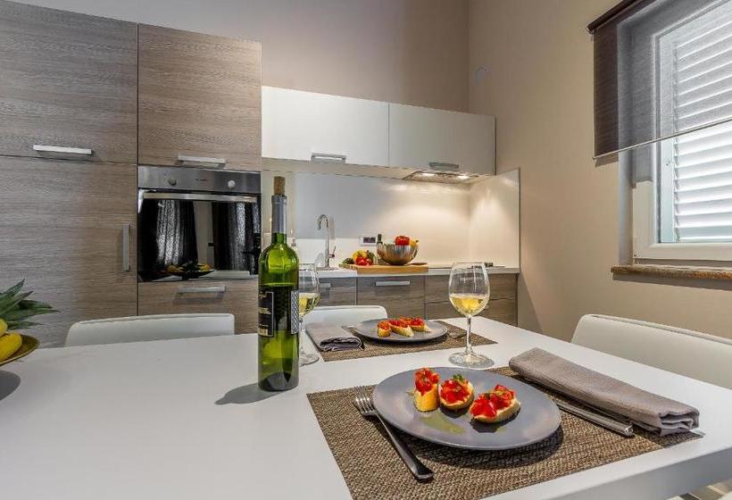 호텔 Apartments Stella