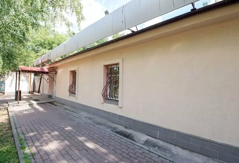 ホテル Artist Hostel On Kurskaya