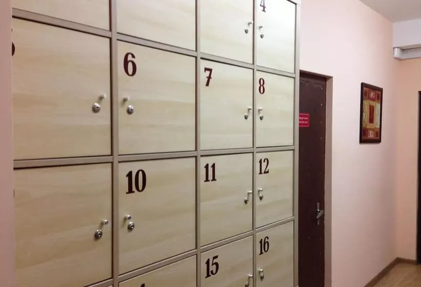 ホテル Artist Hostel On Kurskaya