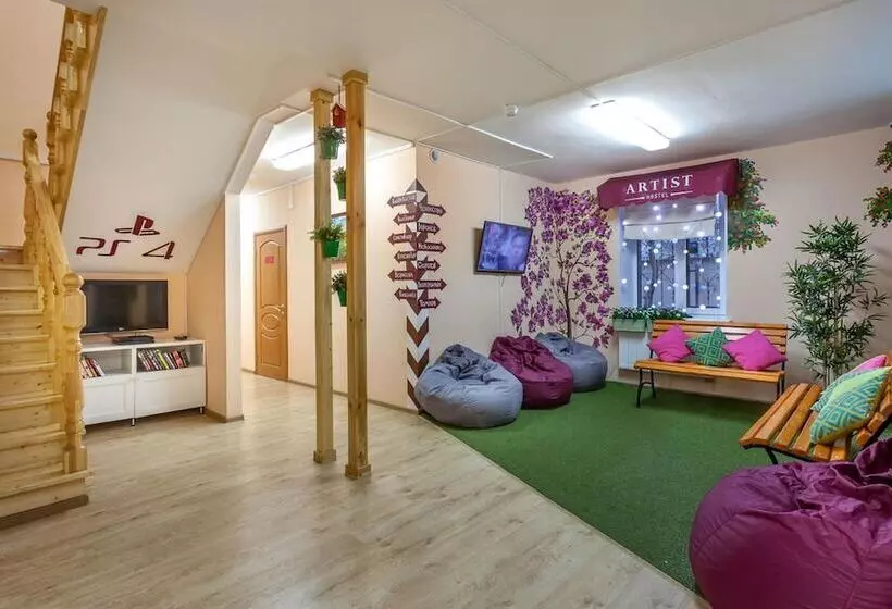 ホテル Artist Hostel On Kurskaya