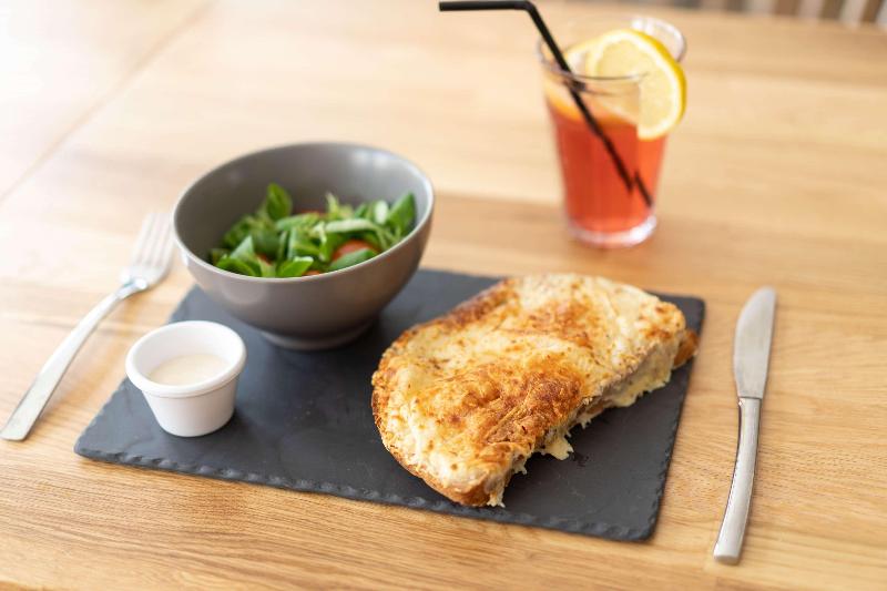 Отель Campanile Tours Nord