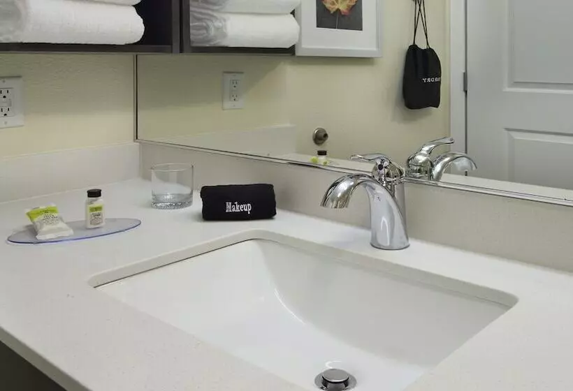 Hotelli Candlewood Suites Dallas Frisco Nw Toyota Ctr By Ihg