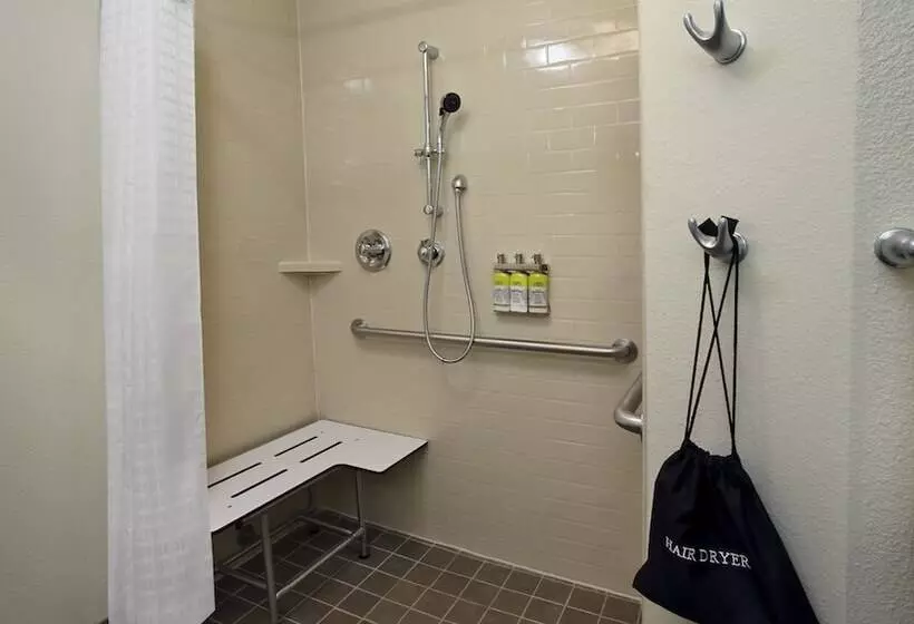 Hotelli Candlewood Suites Dallas Frisco Nw Toyota Ctr By Ihg