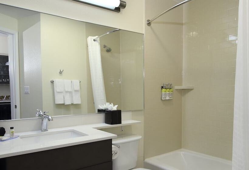 فندق Candlewood Suites   Frisco, An Ihg