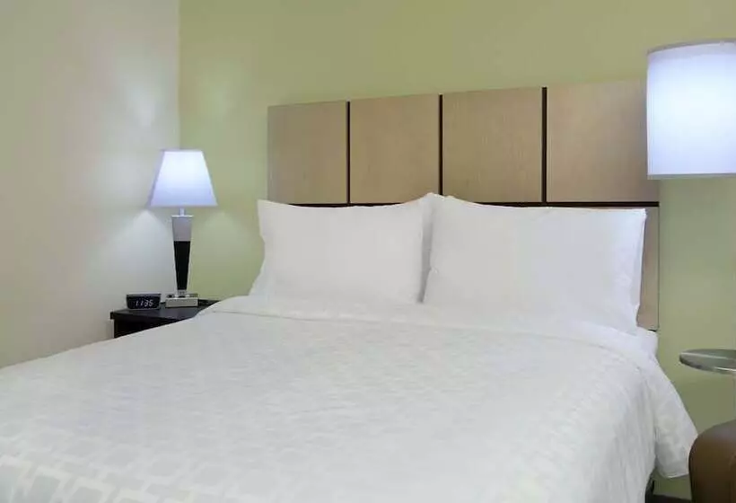 Hotelli Candlewood Suites Dallas Frisco Nw Toyota Ctr By Ihg