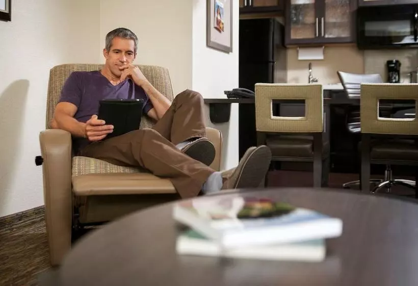 Hotelli Candlewood Suites Dallas Frisco Nw Toyota Ctr By Ihg