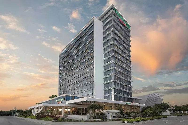 Hotelli Courtyard By Marriott Iloilo