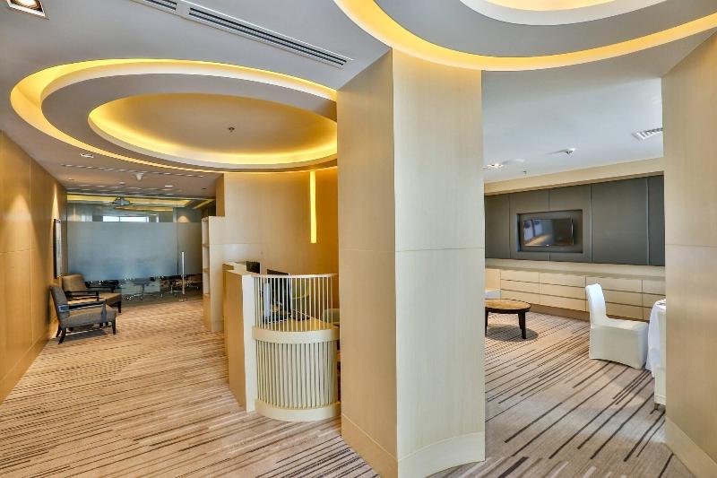 Hotel Courtyard By Marriott Iloilo