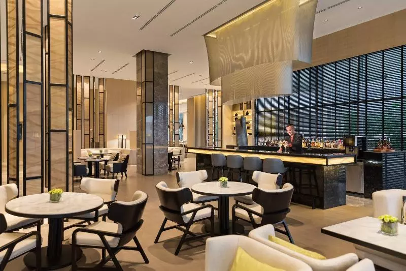 Hotelli Courtyard By Marriott Iloilo