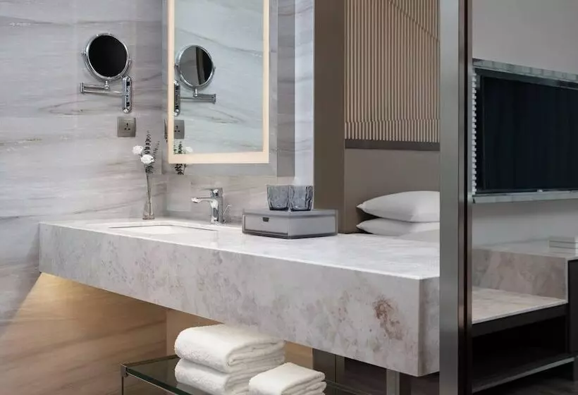 Hotelli Courtyard By Marriott Xiamen Haicang