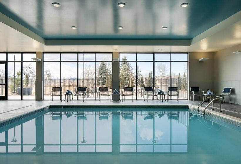 فندق Courtyard By Marriott Loveland Fort Collins