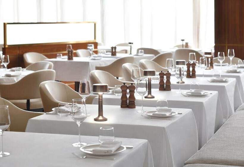 هتل Grand Plaza Mövenpick