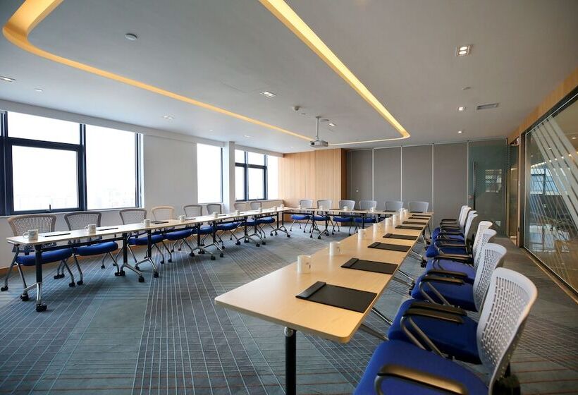 Hotel Holiday Inn Express Chengdu North Railway Station, An Ihg