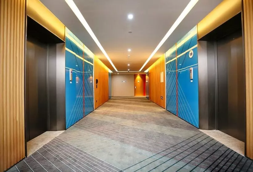 هتل Holiday Inn Express Chengdu North Railway Station, An Ihg