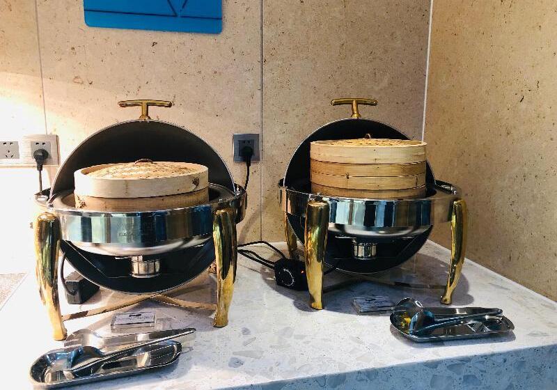 Hotel Holiday Inn Express Chengdu North Railway Station, An Ihg