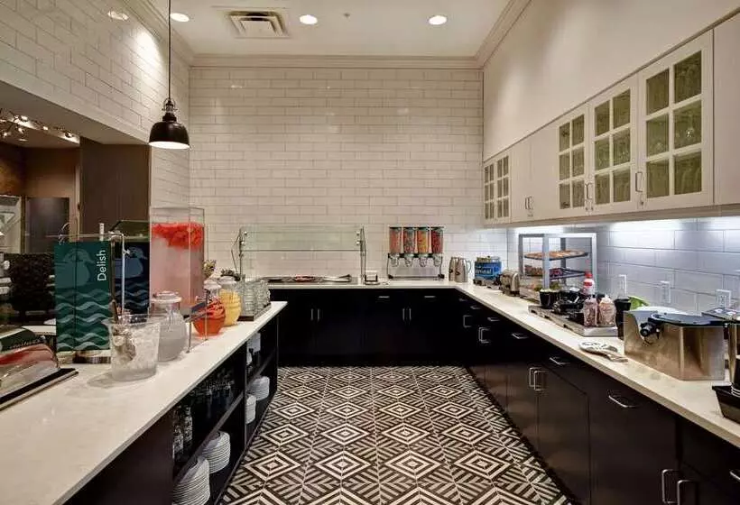 هتل Homewood Suites By Hilton Greenville Downtown