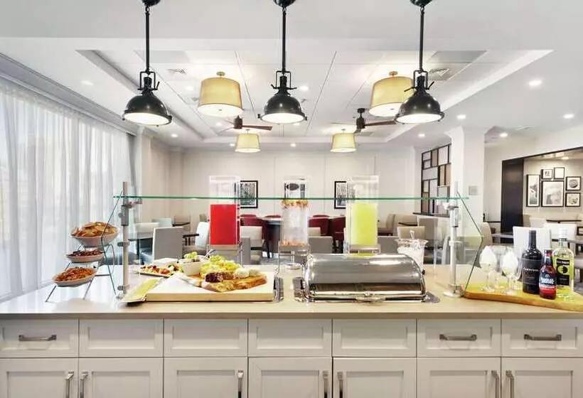 هتل Homewood Suites By Hilton Providence Downtown