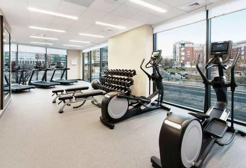 هتل Homewood Suites By Hilton Providence Downtown