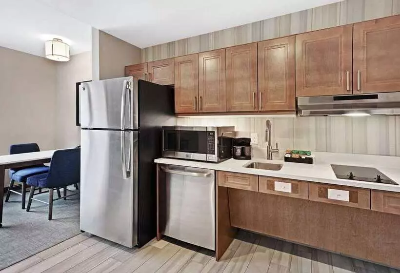 هتل Homewood Suites By Hilton Providence Downtown
