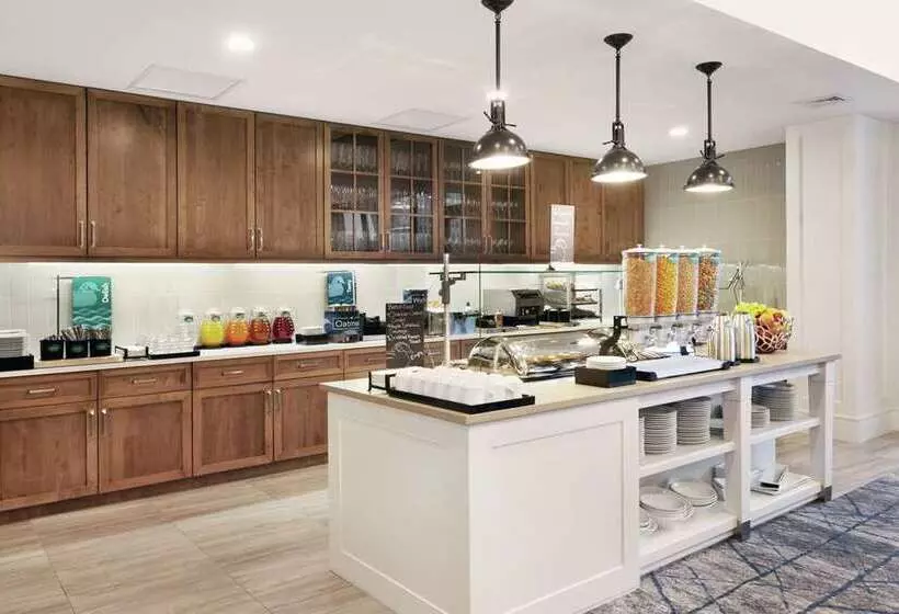 هتل Homewood Suites By Hilton Providence Downtown