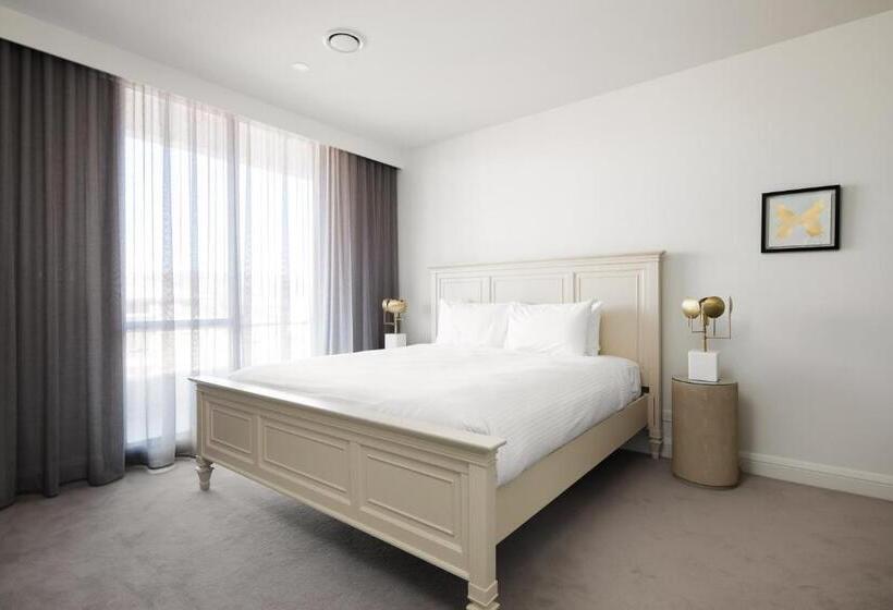 Hotel Knightsbridge Canberra