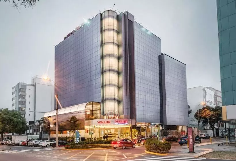 Hotelli Nobility Grand