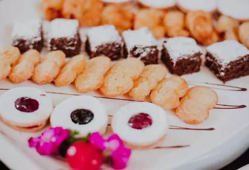 Hotelli Nobility Grand